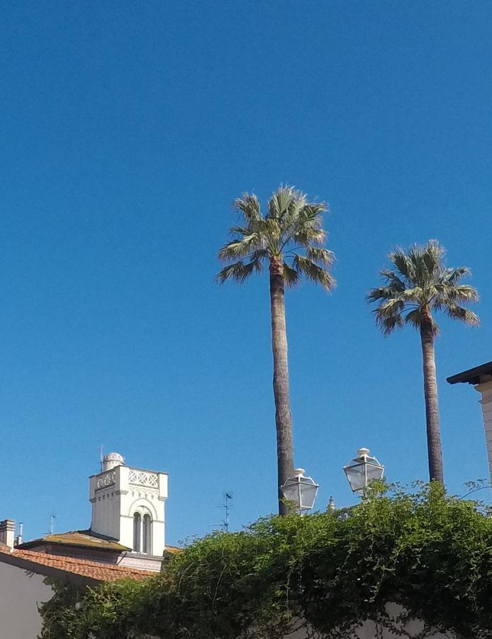 Torre Della Darsena Apartamento Viareggio Exterior foto